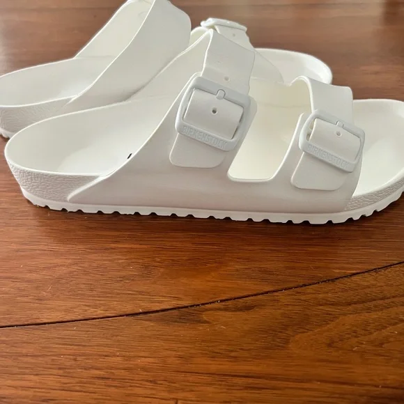 Birkenstock | Shoes | Birkenstock Classic White Slides  display picture 1